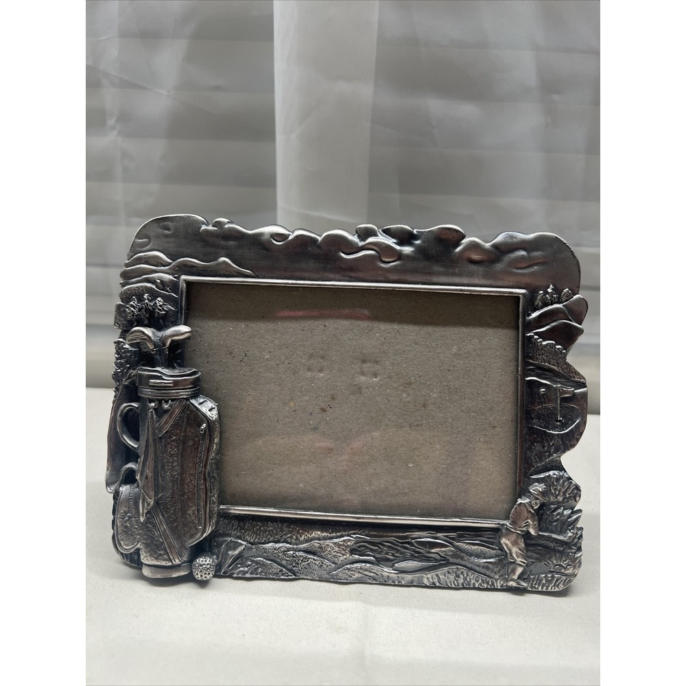 Golf Theme 3-D Pewter Golfing Man - Picture Frame - Suitable for 3x5 Photo